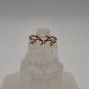 R905 Sterling Silver Vine Ring - Charmed Aroma